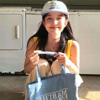 爱情遗迹封面